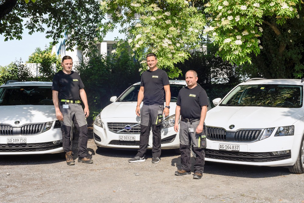 Schlüsseldienst Monteure und Autos